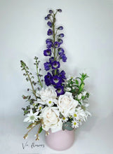 Load image into Gallery viewer, ''LOVE''